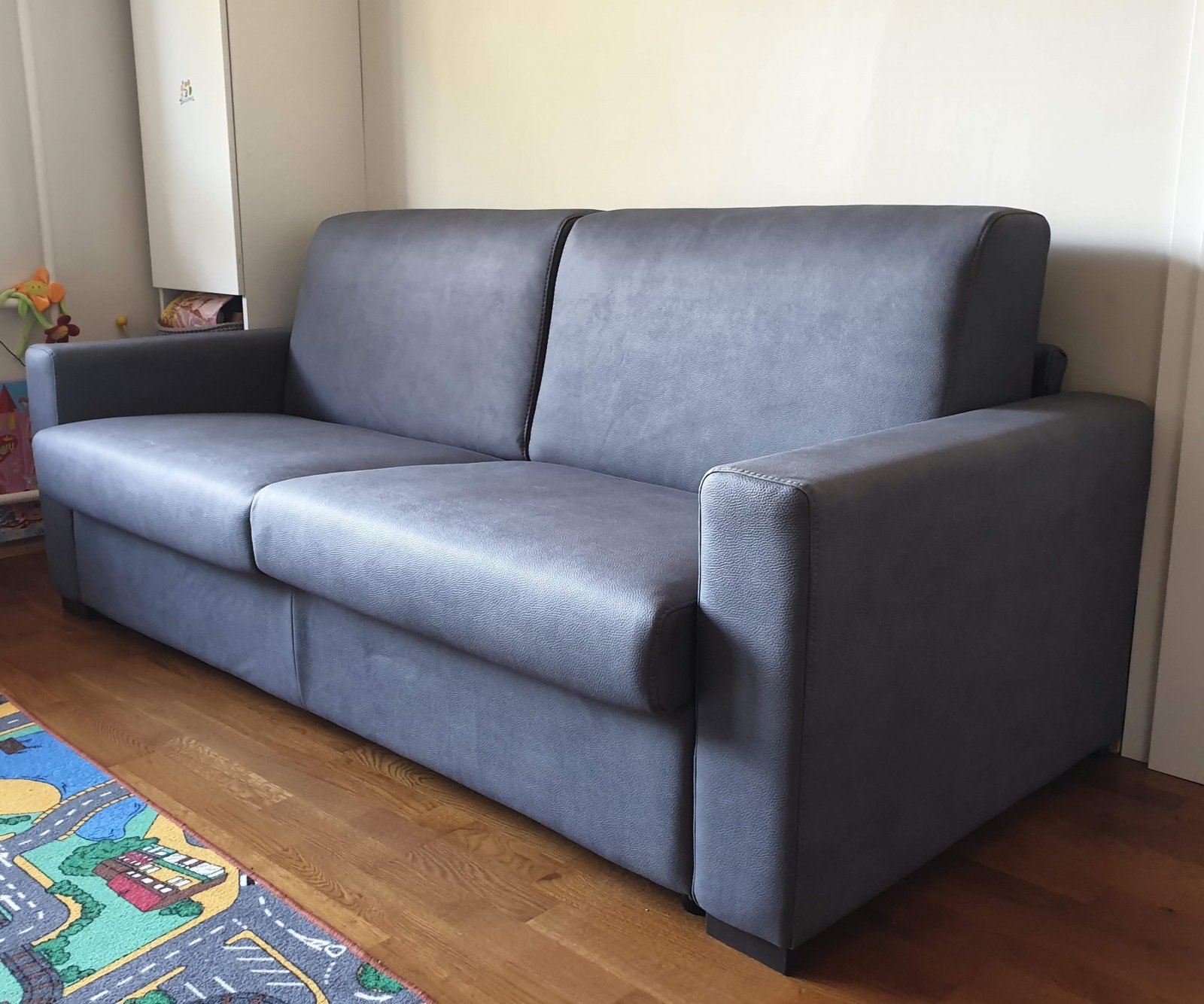 sofa-lova-Cubo-pilka.jpg